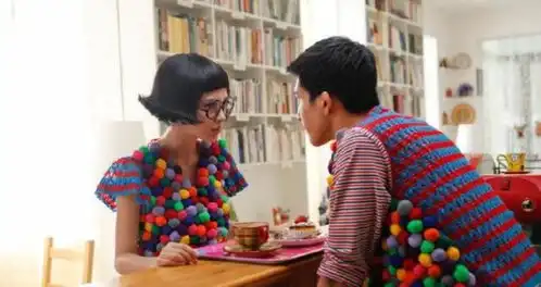 全球热恋三段跨国的恋爱,让人由衷的喜欢,衷心的祝福