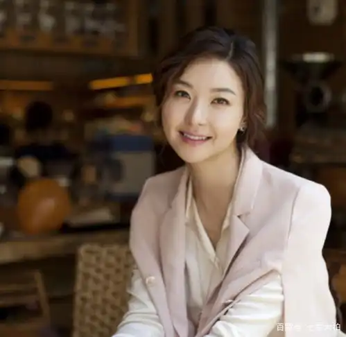 24年前美艳超模,天桥风云光彩照人,如今演出有名狗屎女配角
