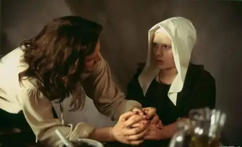 身患乳腺癌,67岁戏精奶奶沉迷cos名画
