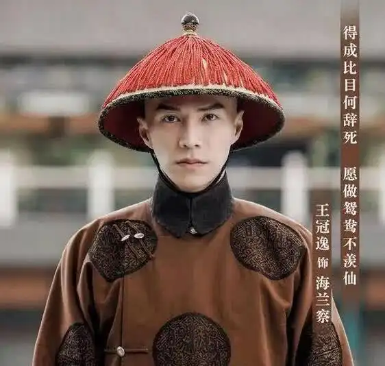 评论一个剧火不火的标准之一就是看配角爆不爆,比如
