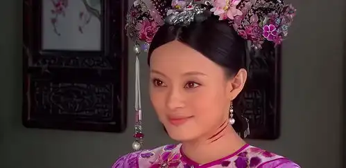 甄嬛传温实初之所以能够升官,是因为甄嬛想要借此补偿他