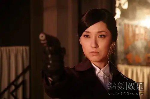 智者无敌热拍陈宝国变绅士间谍很007