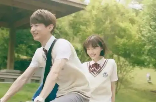 白敬亭的首个男主剧搭档新晋辣妈颜值爆表,原著却被书迷大呼虐到哭