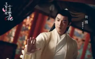 杨幂霸道蛇吻赵又廷,甜酥到炸始料未及