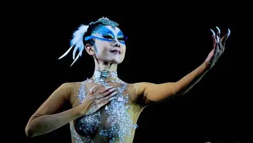 17年前,杨丽萍因资金困难拍射雕英雄传,却意外成最美梅超风
