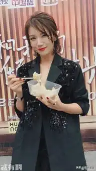 你和我的倾城时光格蕾丝抢祝晗婧男友,两人现实中刚上,网友一边倒
