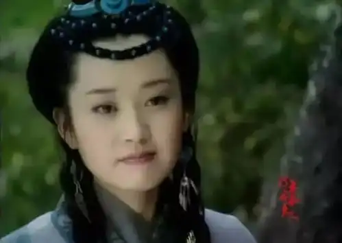 有一种50岁叫许晴,时光从不败美人,反而让她们更添魅力
