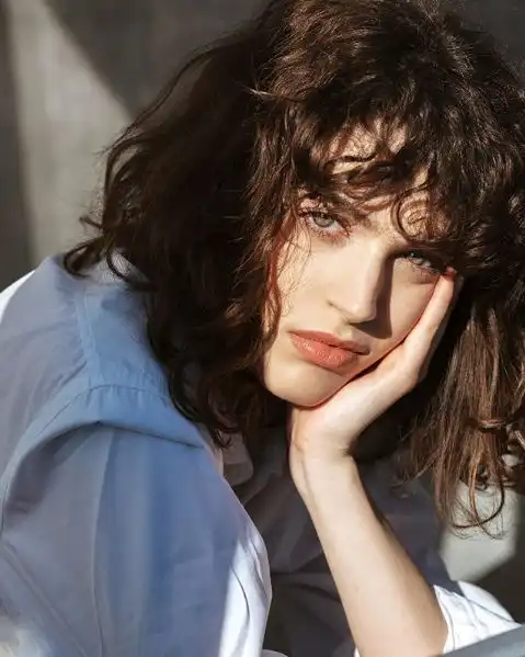 穿prada的女王再厉害,都不如这部剧来得更真实