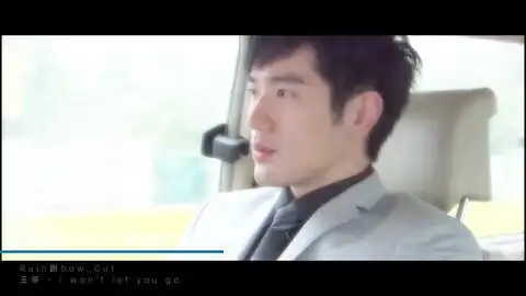 行走的奢侈品衣架子,本想说出赞美话,奈何自己没文化,只能帅字来表达,帅帅帅哔哩哔哩bilibili
