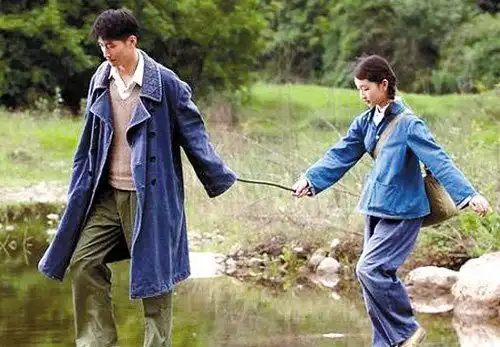 分镜头剧本与文学剧本的异同实例分析