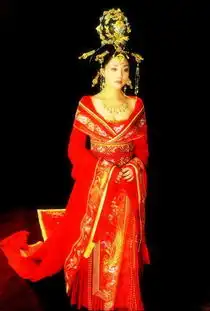 杨贵妃秘史定妆照曝光殷桃版贵妃亮相图
