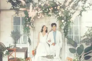 人间水蜜桃郑州婚纱摄影排名哪家好为新娘打造绝美妆容
