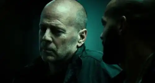 无法治愈中国人最熟悉的好莱坞硬汉之一确诊痴呆症,最后一部作品下月上映
