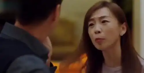 小欢喜中骚扰海清的他,正阳门下金粉世家中都很招恨
