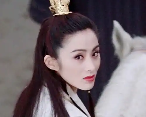 王晶晒新倚天剧照,赵敏周芷若让人脸盲远远不及经典版
