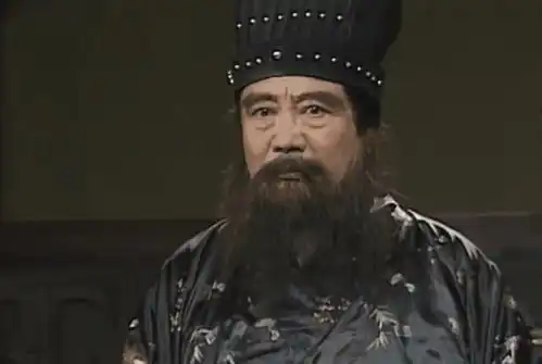 读三国又见离间计,太尉杨彪妙计安天下,令李傕郭汜自相攻杀