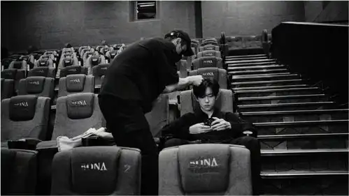 长津湖易烊千玺花絮片段引人深思