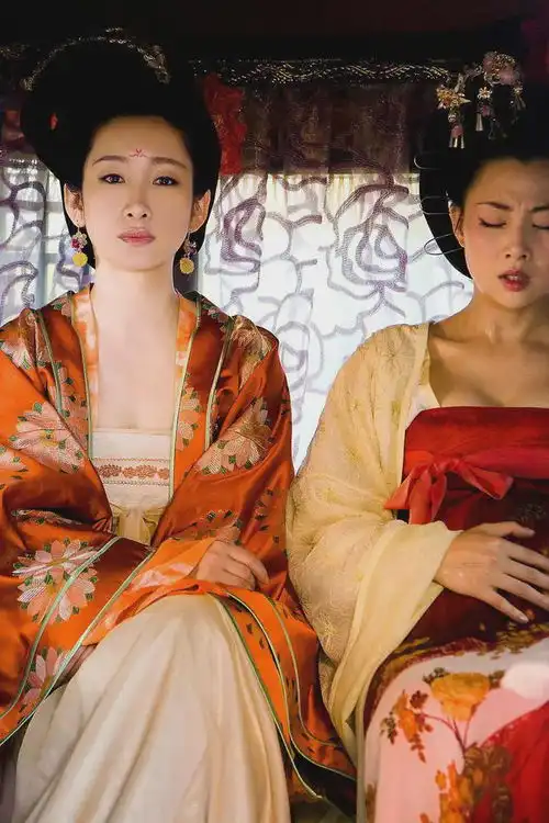 武则天在李治的龙床上发现了自己的亲姐姐武顺
