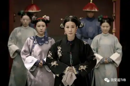 延禧攻略佘诗曼黑化演技获激赞,微博热搜连手指都是戏

