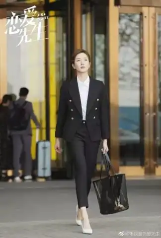 看完江疏影的私服,终于知道胡歌为什么会喜欢她了
