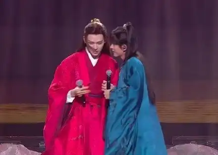 山河令演唱会热度高涨,陈情令还算是古装双男主剧第一吗