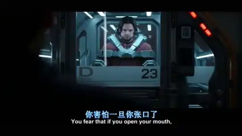 美国队长3钢铁侠与冬兵对战,钢铁侠直接用手握住子弹,太酷了
