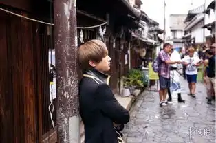 银魂真人电影剧照小栗旬还原银时放荡不羁气质

