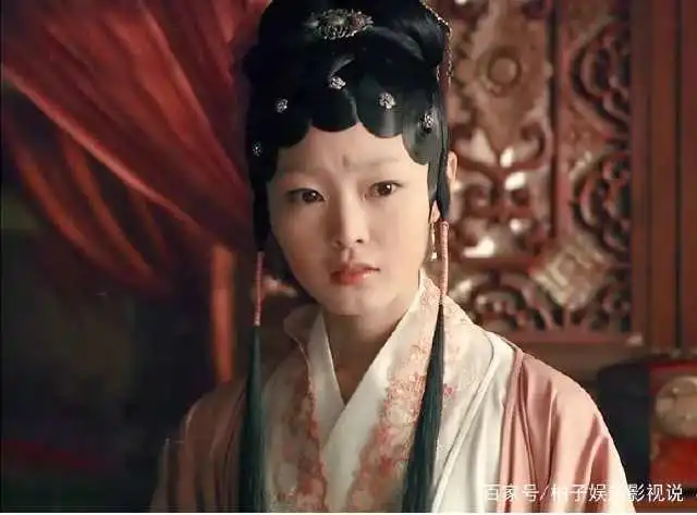 这位旗袍女神,被张翰耽误了整整2年,终于打了一次漂亮的翻身仗