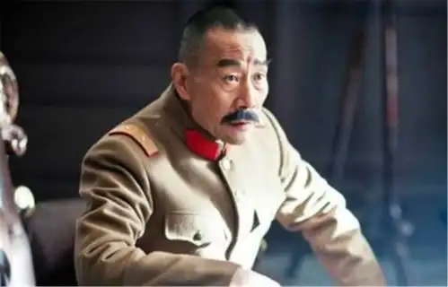 张作霖一向讨厌贪污,得知银行员工贪污三百万时,为何会赏其钱
