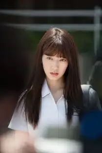 朴信惠doctors校服剧照叛逆眼神变身不良学生