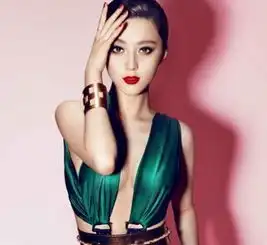 冯小刚不急着多拍每天有人送来剧本都不值得拍