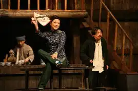 舞台艺术之光展演进入高潮河街茶馆温故1942
