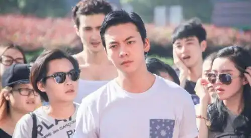 古剑奇谭开机照疯传,杨幂李易峰当年嫩出水,热巴毫无存在感
