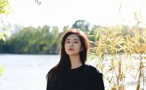 看完悬崖之上发现这位宝藏新人女演员,又a又飒像极了余男
