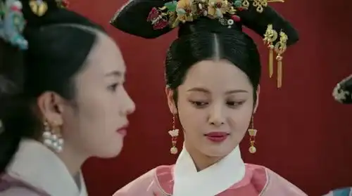 如懿传6位妃嫔颜值大对比,卫嬿婉垫底,配角的她成第一
