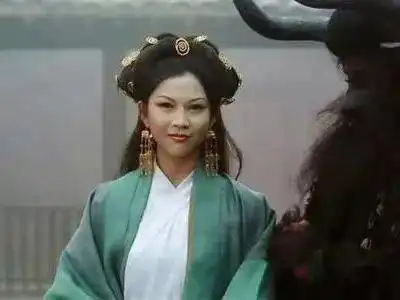 蔡少芬挫折不会打败你,只会让你活得更漂亮
