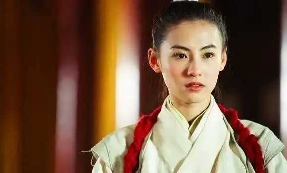 盘点7个女扮男装的女星,赵丽颖胜过范冰冰,第一堪称是美男子
