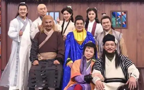 陈浩民李若彤同框尬舞,刘玉翠樊少皇跟风,天龙八部独缺黄日华
