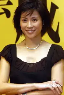 传宣萱向古天乐借精生子罗嘉良问为何不跟他借
