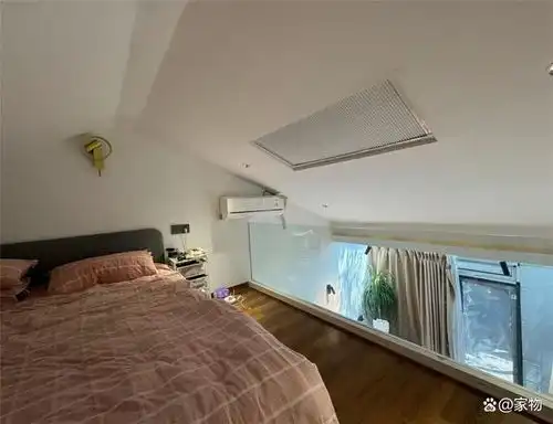 北京姑娘的30㎡胡同蜗居火了因玄关玻璃顶走红,好看又好住