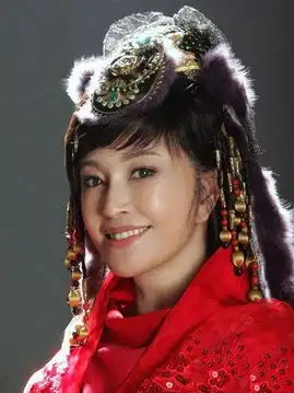 揭四婚刘晓庆婚史情史曝美魔女海量扮嫩照