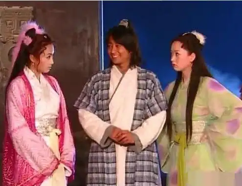 乌龙闯情关时隔17年,主角全部过气,跑龙套的她却成一线大咖
