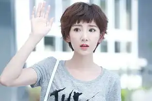 毛晓彤超灵演技获好评中二病美少女萌翻