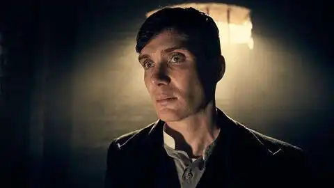 浴血黑帮坎贝尔为了完成任务不惜搜索教堂真正较量才刚开始
