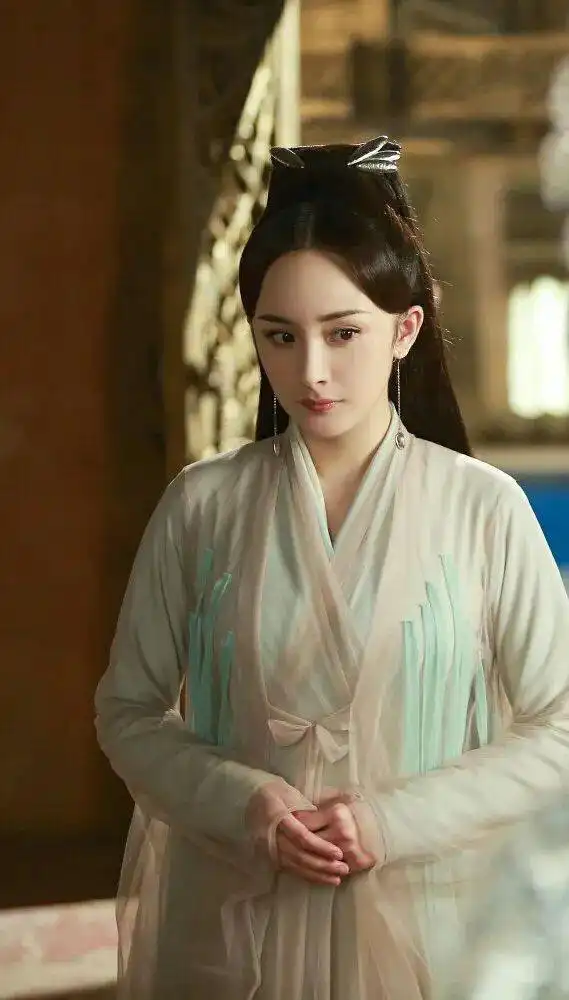 2020了,我还在为10年前的刘亦菲上头......
