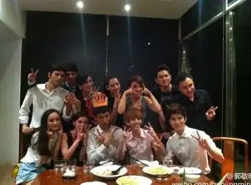 小时代剧组快乐大本营搞怪照杨幂郭碧婷郭采洁谢依霖姐妹花