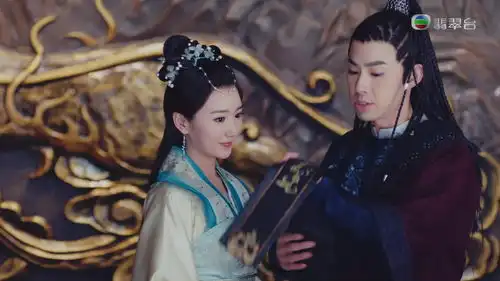 锦绣未央拓跋余表示自己很喜欢这条腰带,常茹看到桌上信函