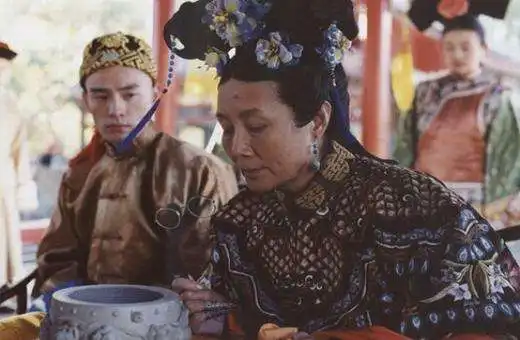 女子当国四十七年读不懂的慈禧,救不了的晚清
