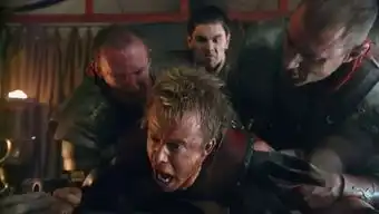 斯巴达克斯凯撒被爆菊是真的吗凯撒大帝被爆菊什么鬼
