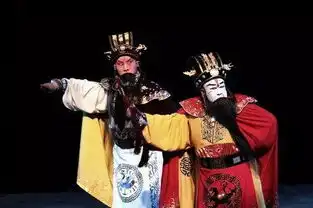 我们真正的悲剧性就在于那一切都是假的
